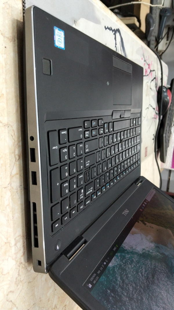 Dell precision 7530 Image 3 Preview