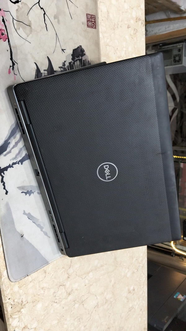 Dell precision 7530 Image 5 Preview