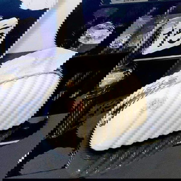 علبه مناديل فيونكه  Image 6 Preview
