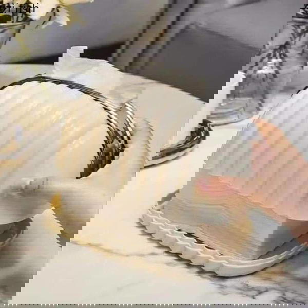 علبه مناديل فيونكه  Image 7 Preview