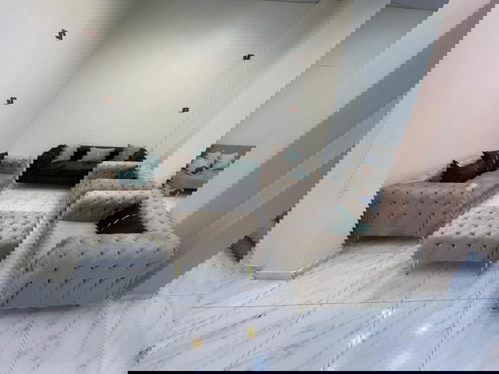 انتريه  Preview Image