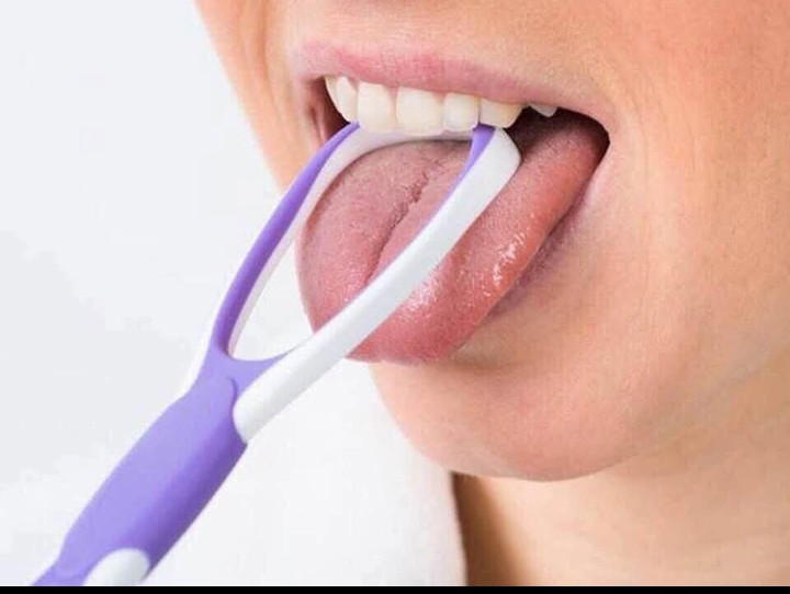 منظف اللسان  Preview Image