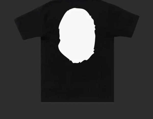 BLACK AND WHITE BAPE STA SAKURU TEE Image 2 Preview