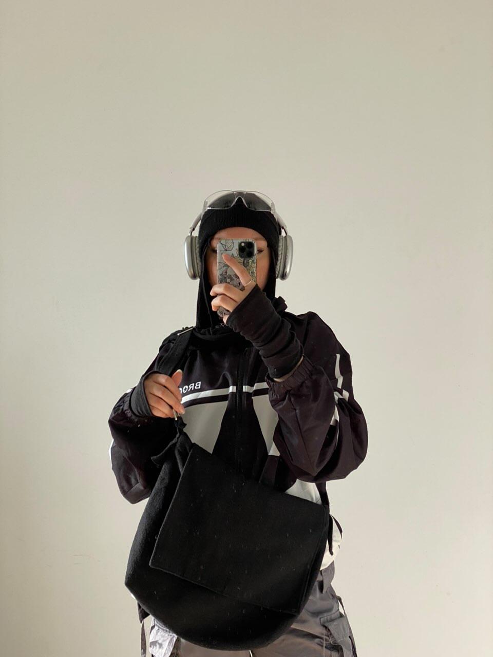cross bag  Preview Image