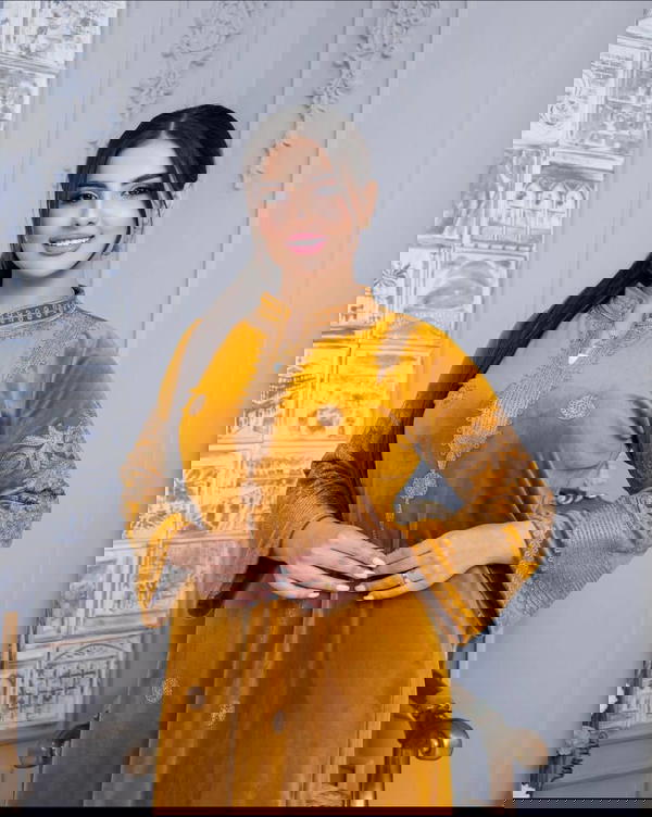 دشداشة مخمل كلوش  Image 1 Preview