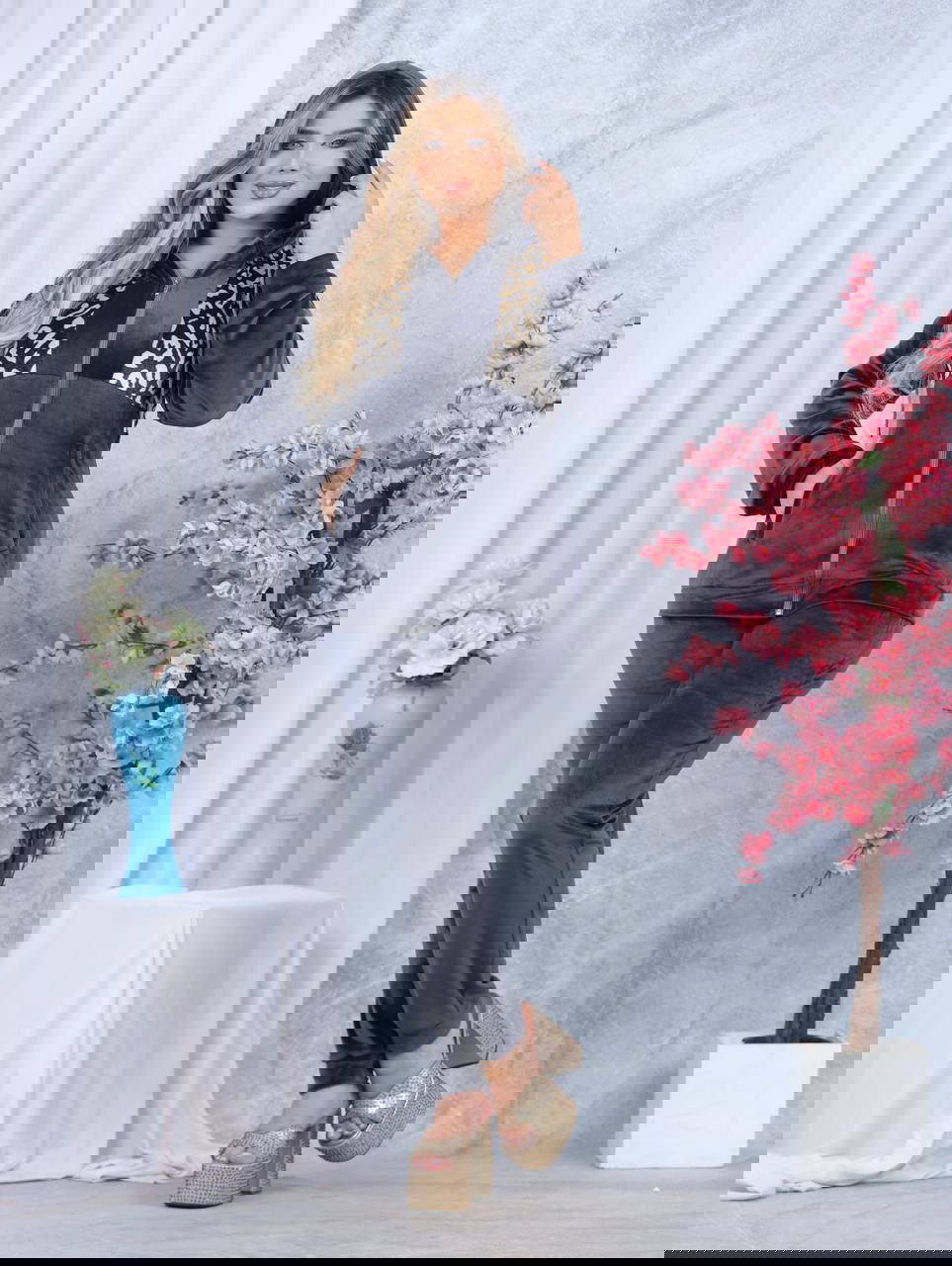 تراك مخمل مصري  Preview Image