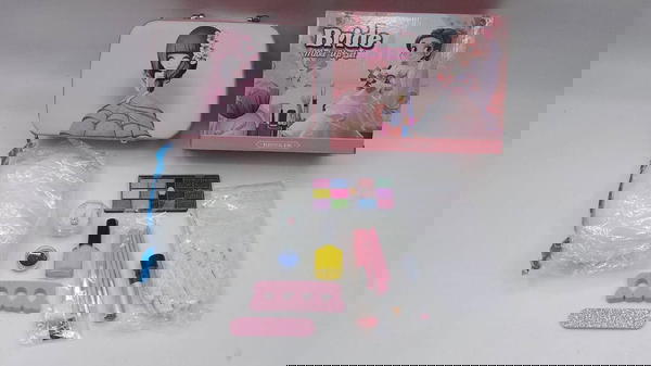 شنطه ميكب العروسه Image 3 Preview