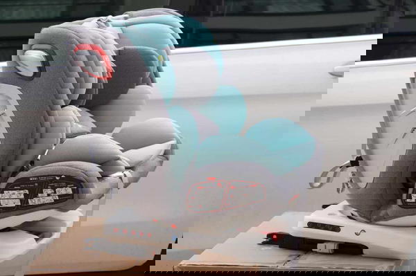 كارسيت مرحلة تانية وثالثة ايزوفكس  داخل كرتونة معاه مشمع غيار وشمسية وكفر بيلف 360 درجة ماركة  Cody care Image 10 Preview