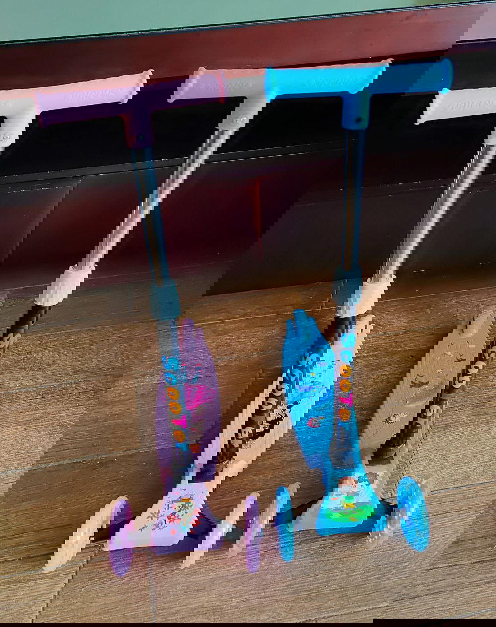 ❤️ سكوتر عجل رابر مضئ قوائم معدن Preview Image