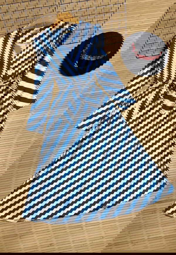 فستان تسعيني Image 2 Preview