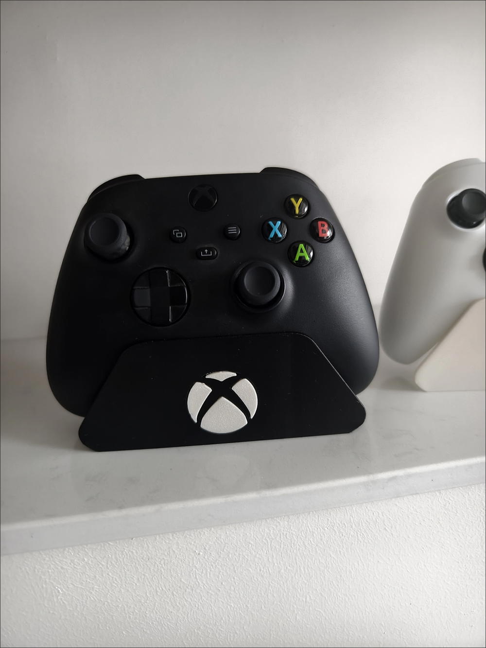 ستاند اكس بوكس اسود  Preview Image