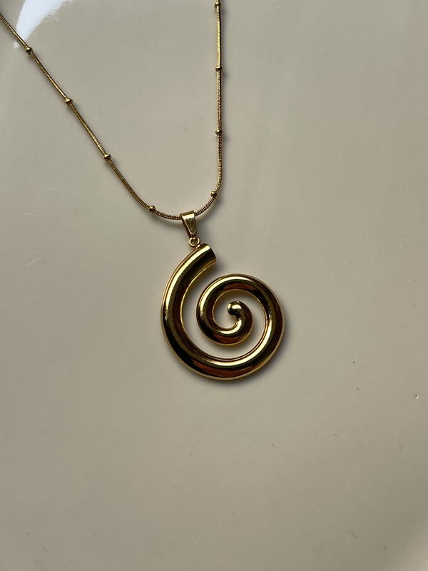 Spiral necklace  Image 1 Preview