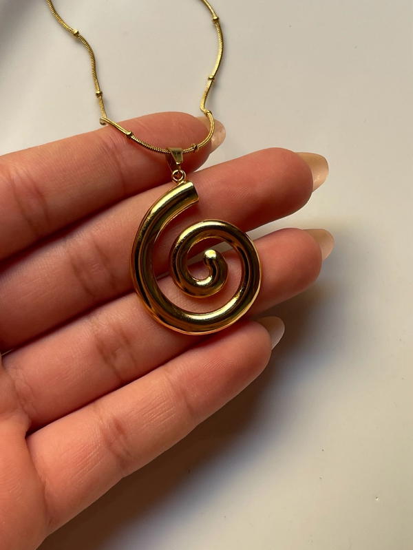Spiral necklace  Image 2 Preview