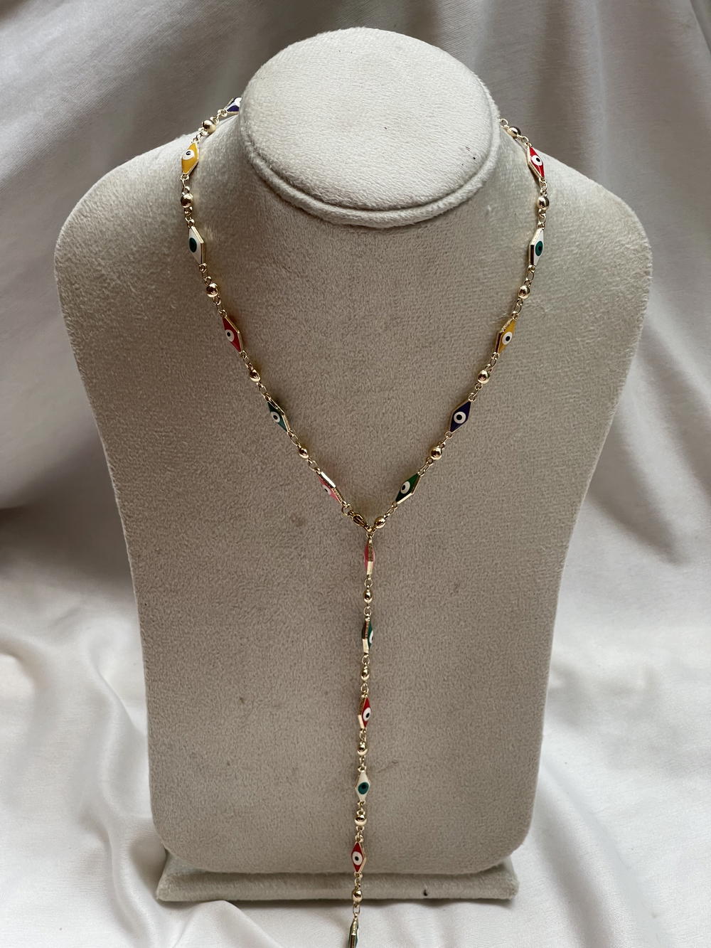 eyes necklace  Preview Image