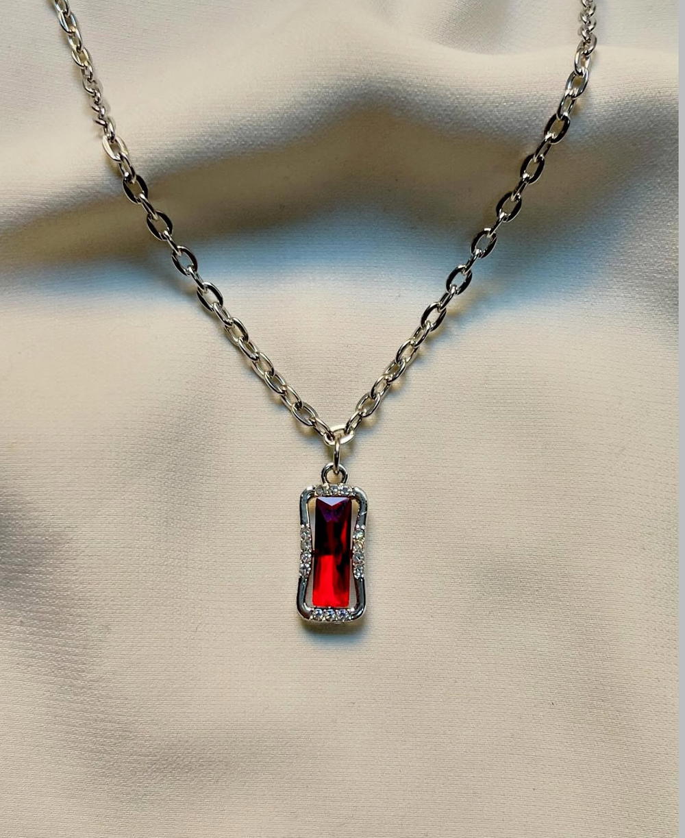 necklace  Preview Image
