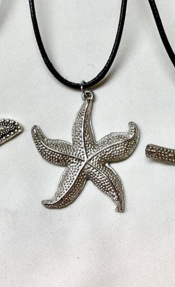 necklace  Image 1 Preview