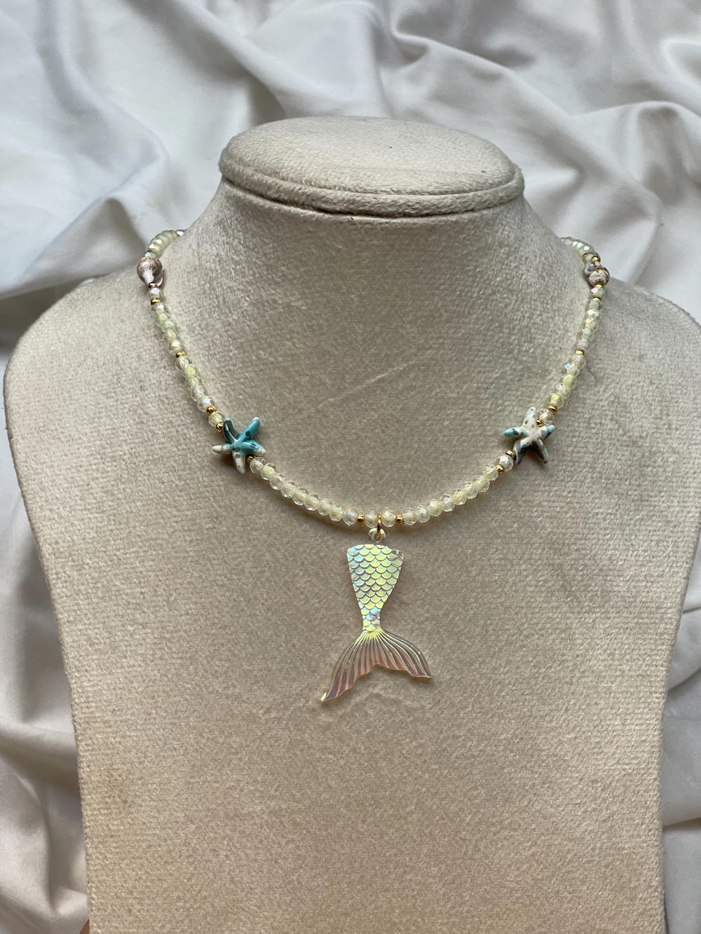 necklace Preview Image