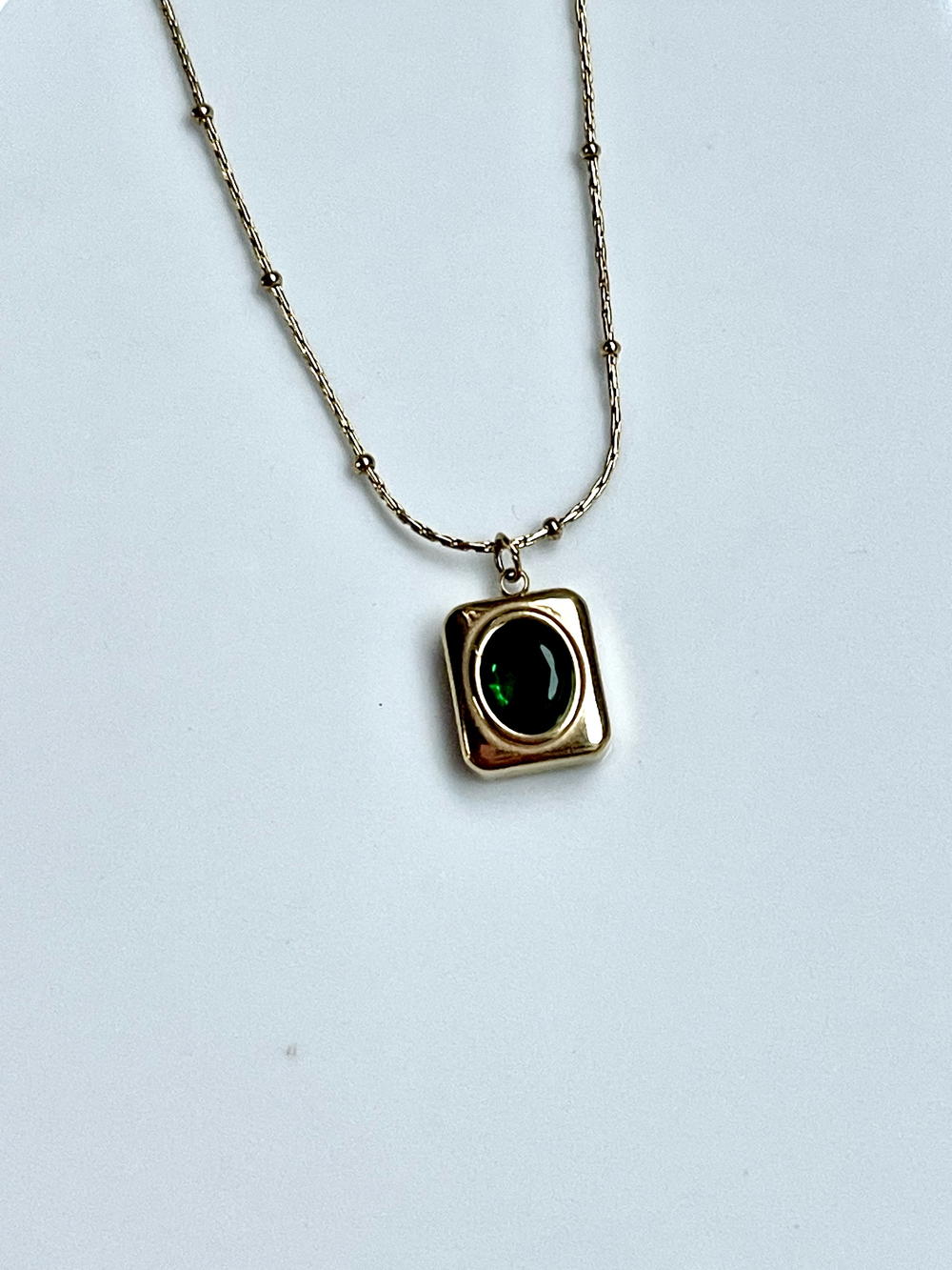 necklace  Preview Image