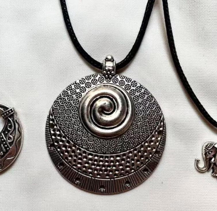 necklace Preview Image