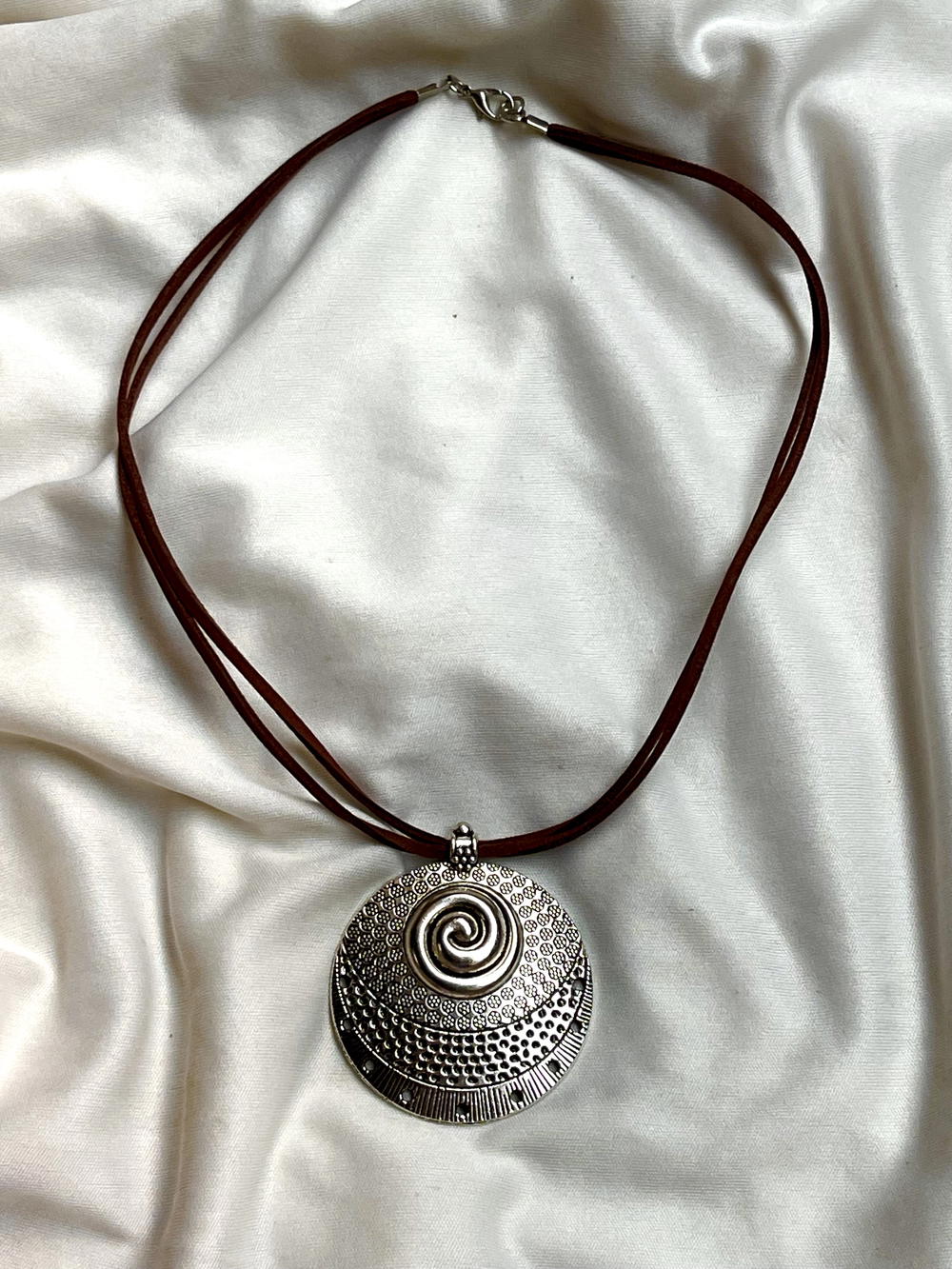 necklace Preview Image