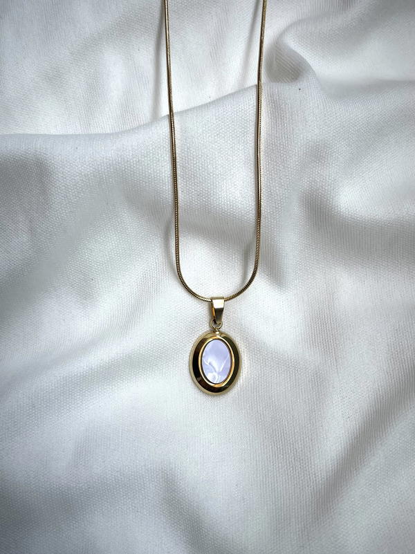 white necklace  Image 2 Preview