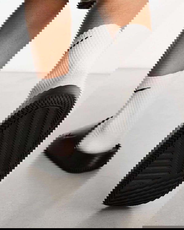 Nike slipper  Image 7 Preview