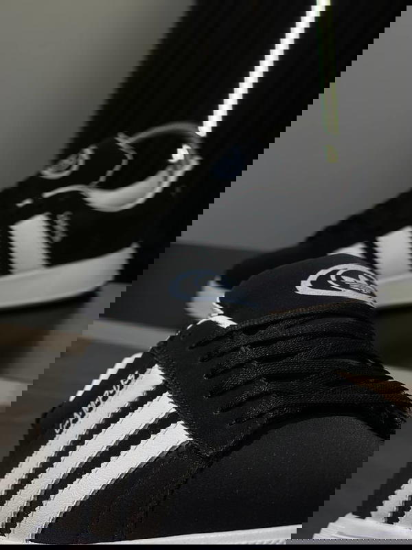 اديداس كامبوس Image 6 Preview