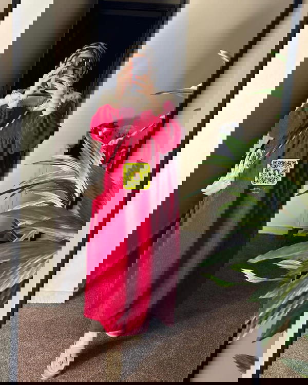 فستان قطيفه مضلع Image 2 Preview
