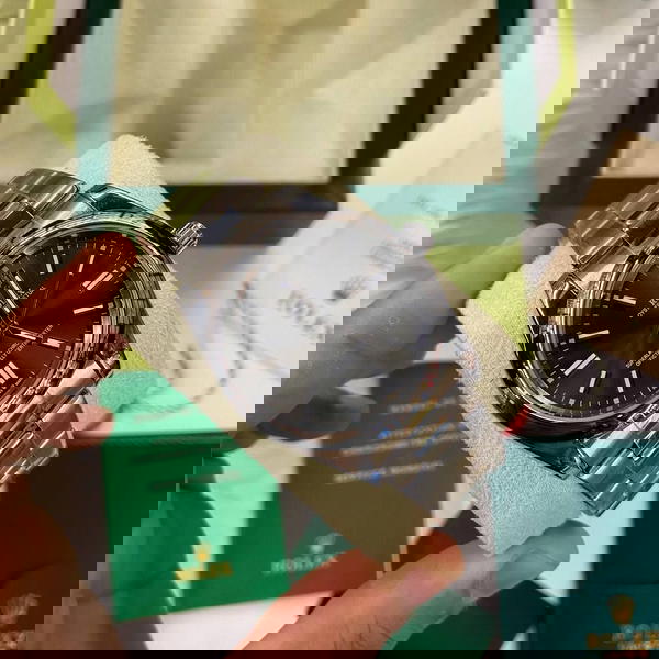 ROLEX Image 8 Preview