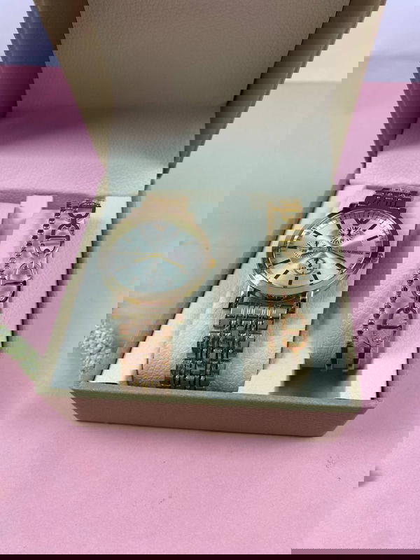 أطقم حريمي  Image 6 Preview
