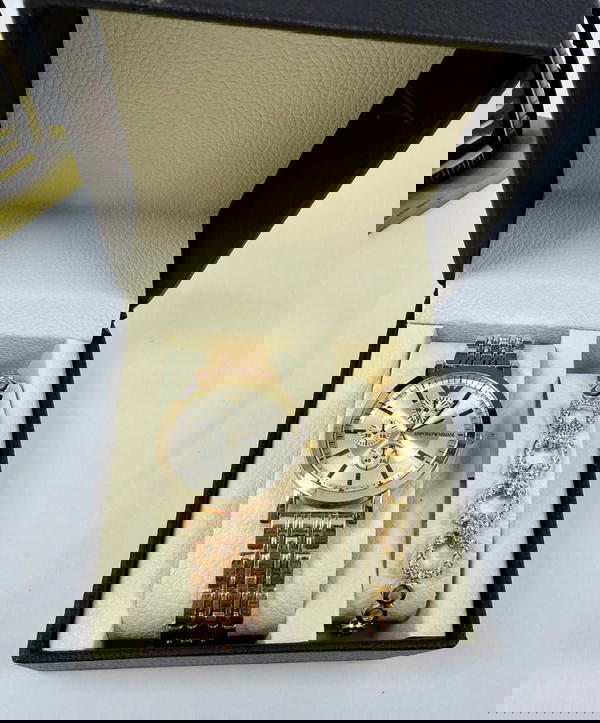 طقم حريمي Image 2 Preview