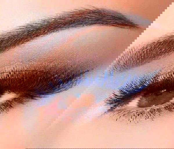 مسكرة زرقاء وتر بروف  Image 1 Preview