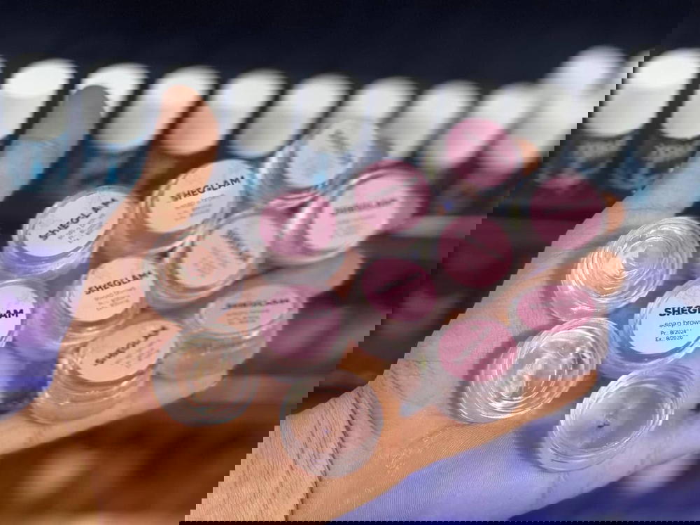 صابونة تثبيت الحواجب Preview Image