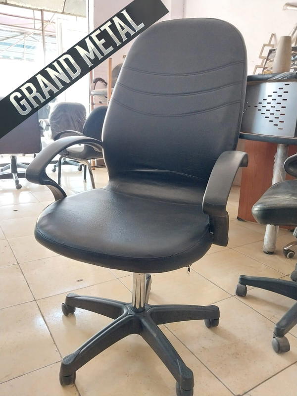 كرسى مكتب حقن  Image 1 Preview