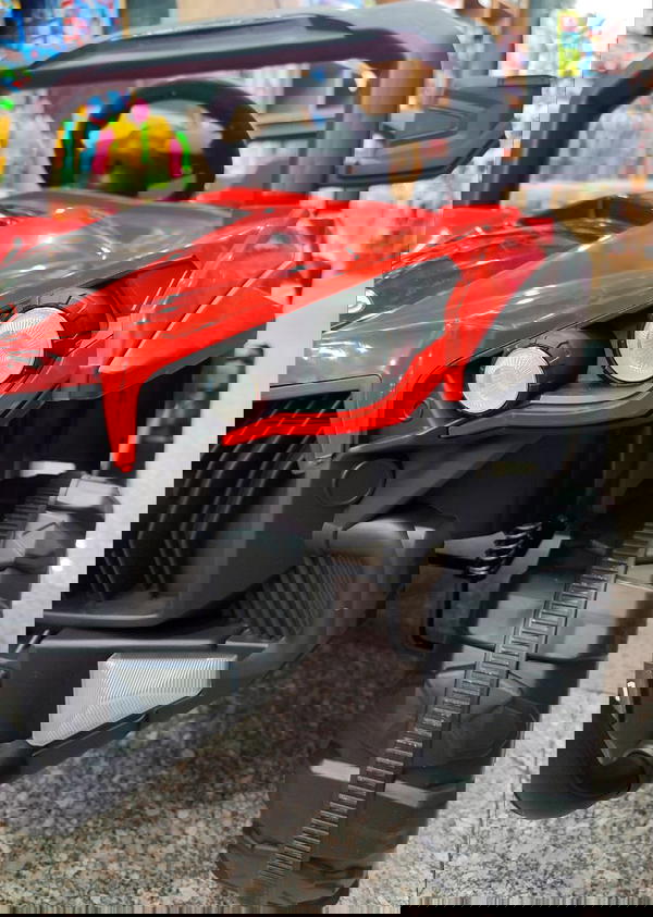 Electric Car Image 3 Preview