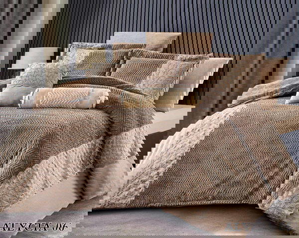 الطقم الملكي الشتوي المطرّز ( ALYCIA  )بوزن 8800 غم  كيلو  Image 5 Preview