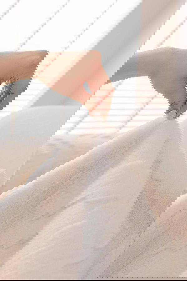 ارضيات اوجه اطقم الكنب فرو الأرنب الشتوية 🔥خيارات ألوان جذابة تناسب جميع الديكورات  Image 1 Preview