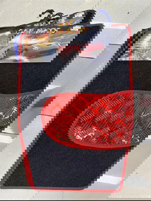 ارضيات  سيارة  Image 3 Preview