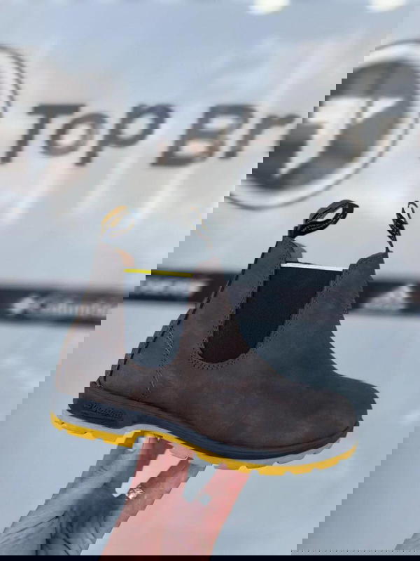 بدك بسطار يعيش معك سنين ويحمّيك بالبرد والمطر؟ حضّر حالك لـ #الحذاء_الشتوي_الاول #BLONDE_STONE الأصلي! Image 2 Preview