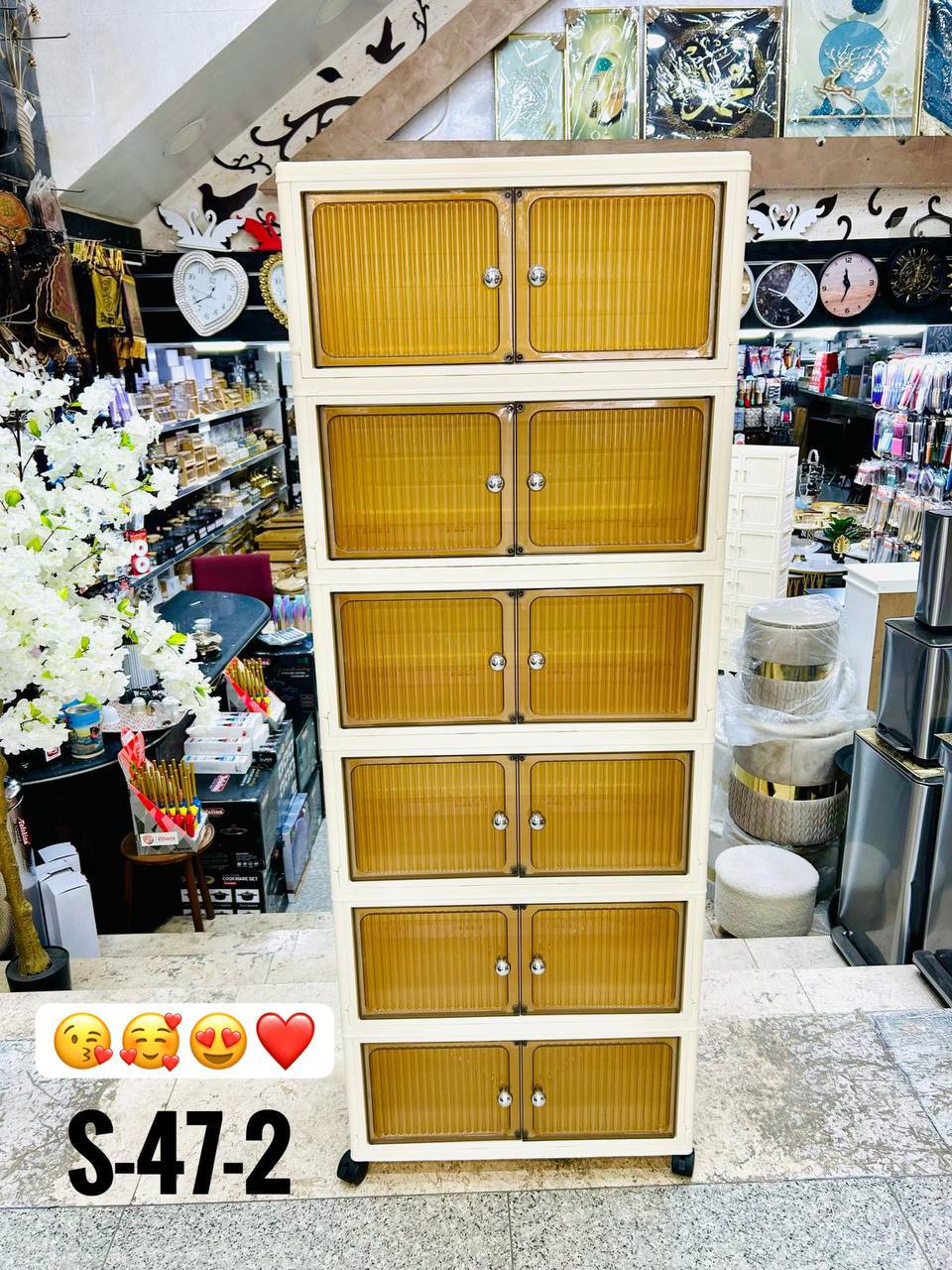 دولاب فنتازيا عسلي عريض 4 طبقات دولاب فنتازيا عسلي 6 طبقات Preview Image