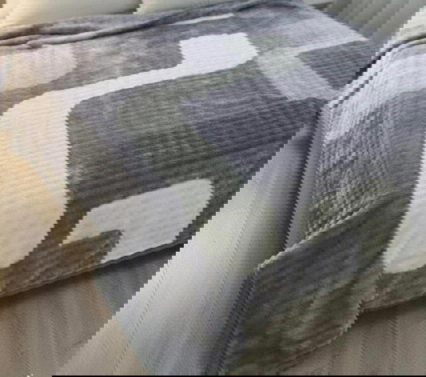 حرام شتوي مخمل ناعم وزن 5 كيلو بسعر العرض Preview Image