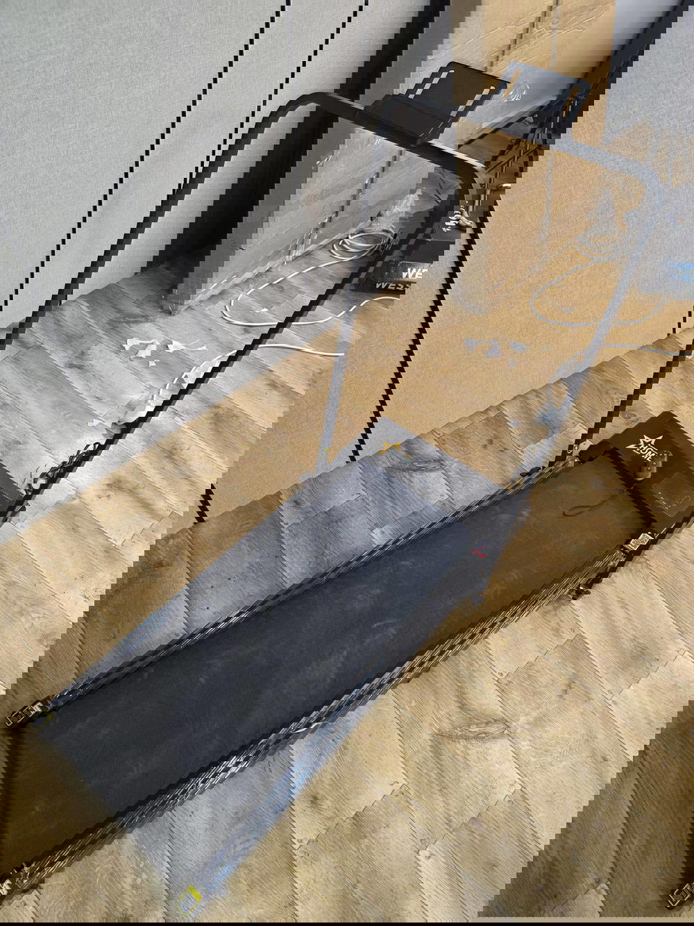 جهاز الجري والمشي الكهربائي مع ريموت ماركة BAGERA Preview Image