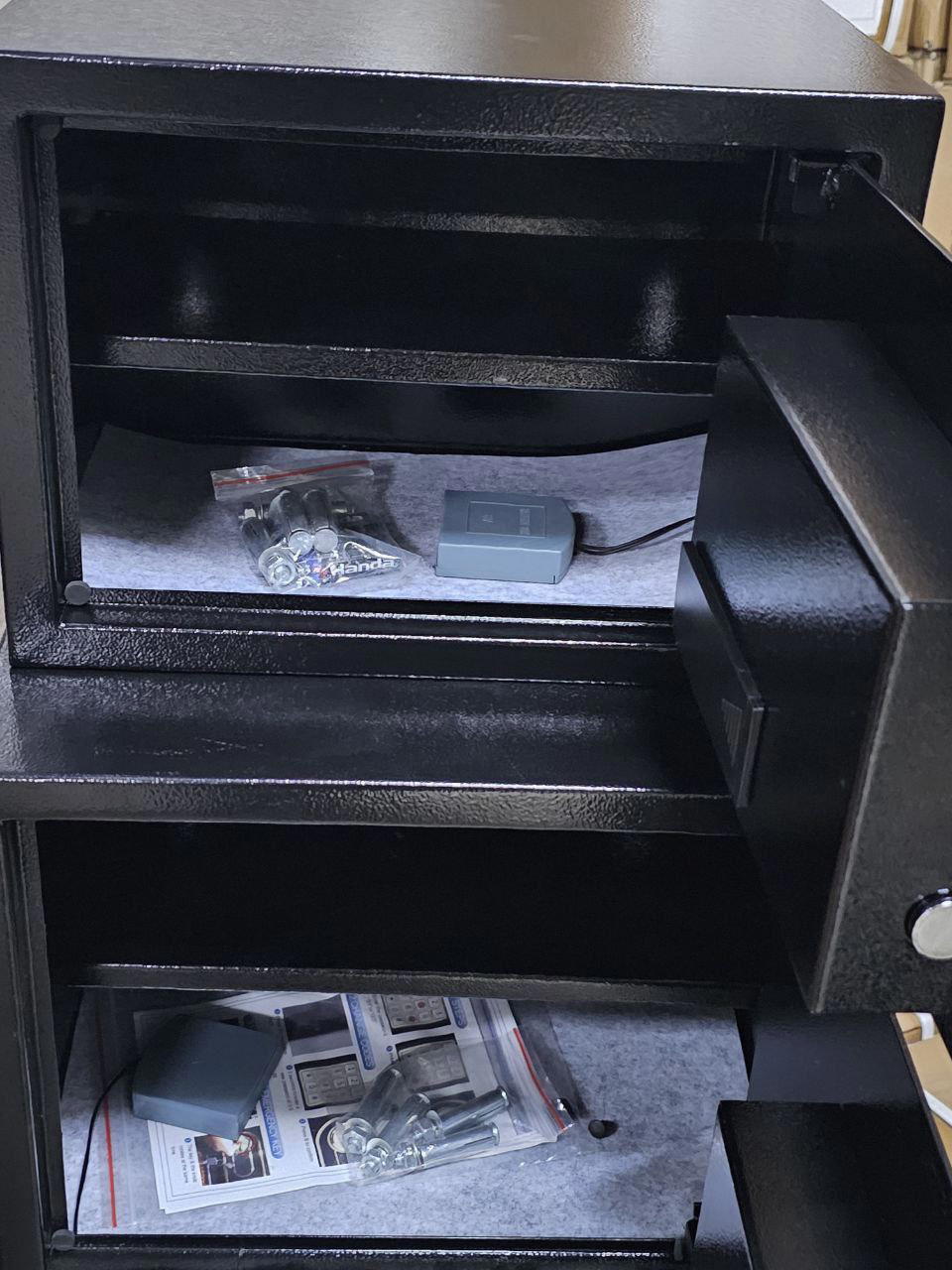 خزنة   Preview Image