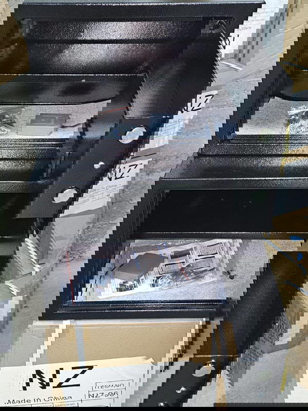 خزنة   Image 2 Preview