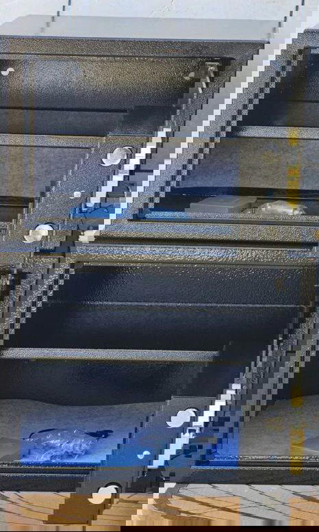 خزنة   Image 6 Preview