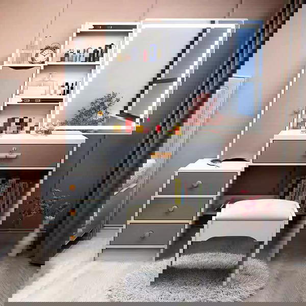 من افخم البيروهات وطاولات المكياج تميزي بغرفتك واجعليها انيقة وعصرية باحدث التصميمات? Image 1 Preview