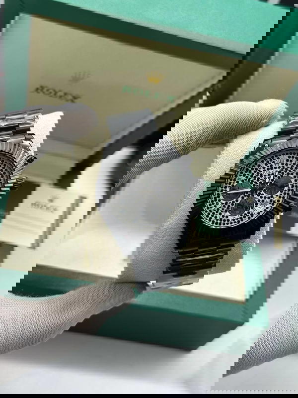 رولكس جميع العقارب الداخلية متحركة مع علبة وكرت وكيس الماركة  Image 1 Preview