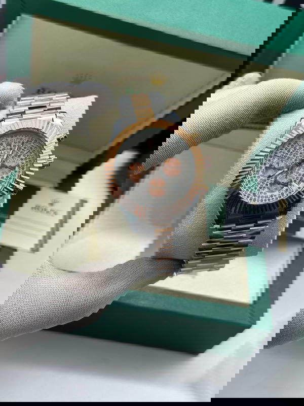 رولكس جميع العقارب الداخلية متحركة مع علبة وكرت وكيس الماركة  Image 6 Preview