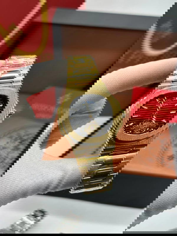 ساعات باتيك فليب  اتوماتيك Image 9 Preview