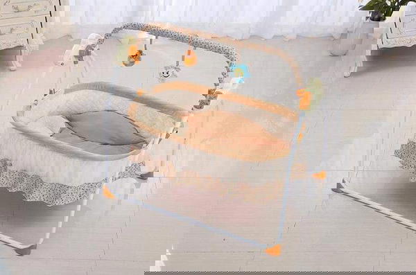 سرير بيبي مميز يعمل بالكهرباء Image 5 Preview